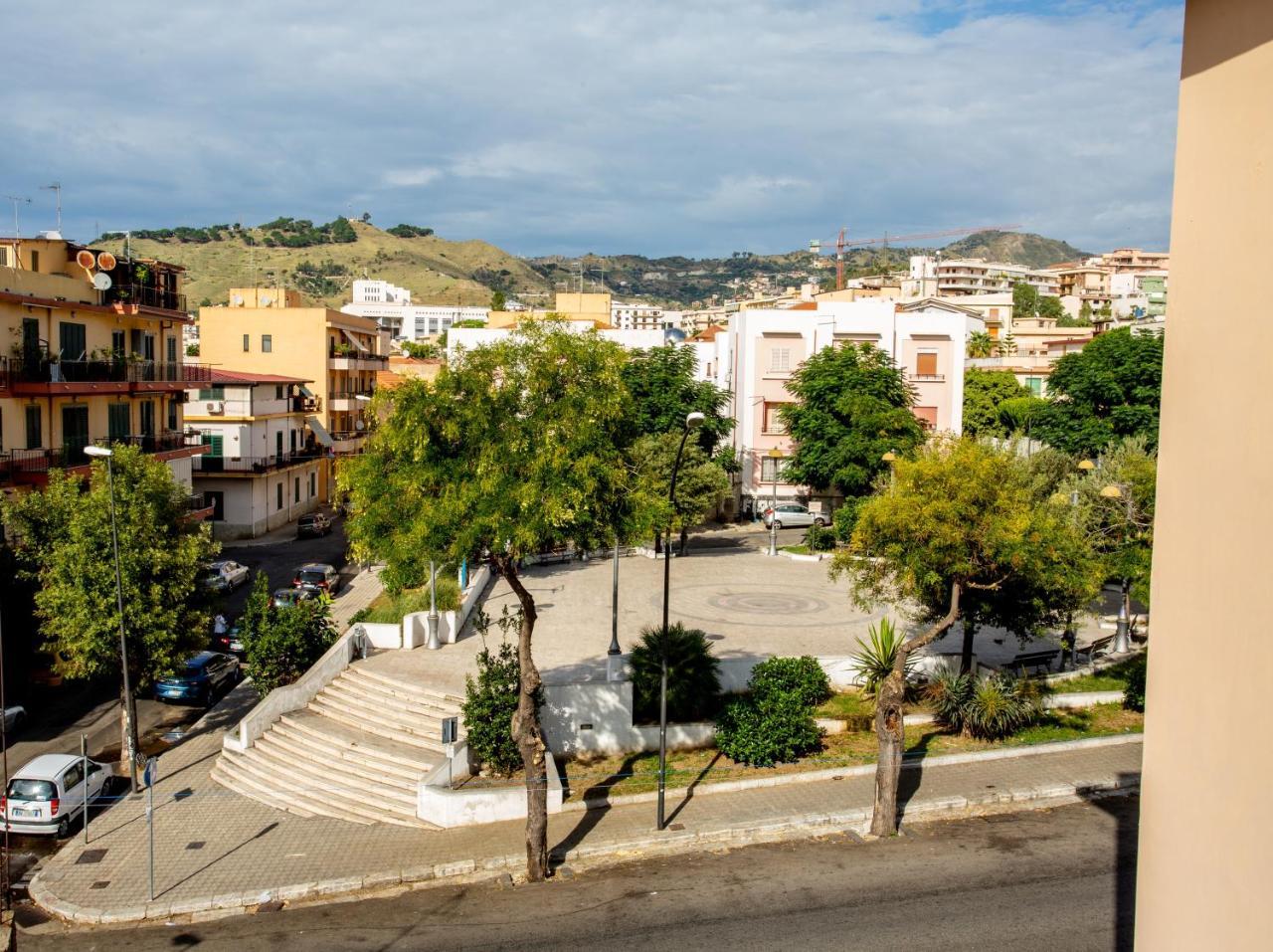 Rhegium Palace Reggio Calabria Exterior photo